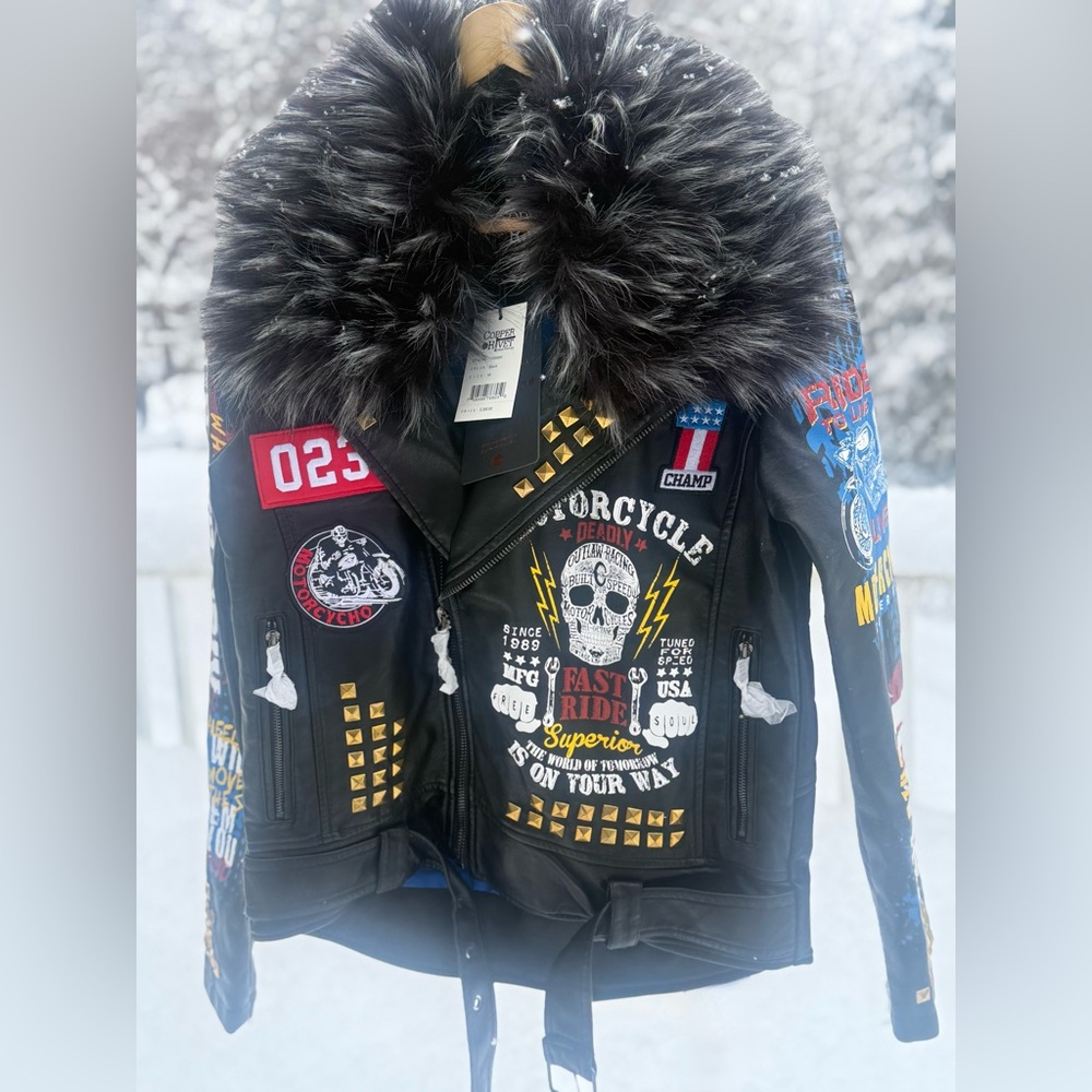 Copper Rivet “Fast Ride” Studded Moto Leather Jacket Fur Collar Graphic NWT M